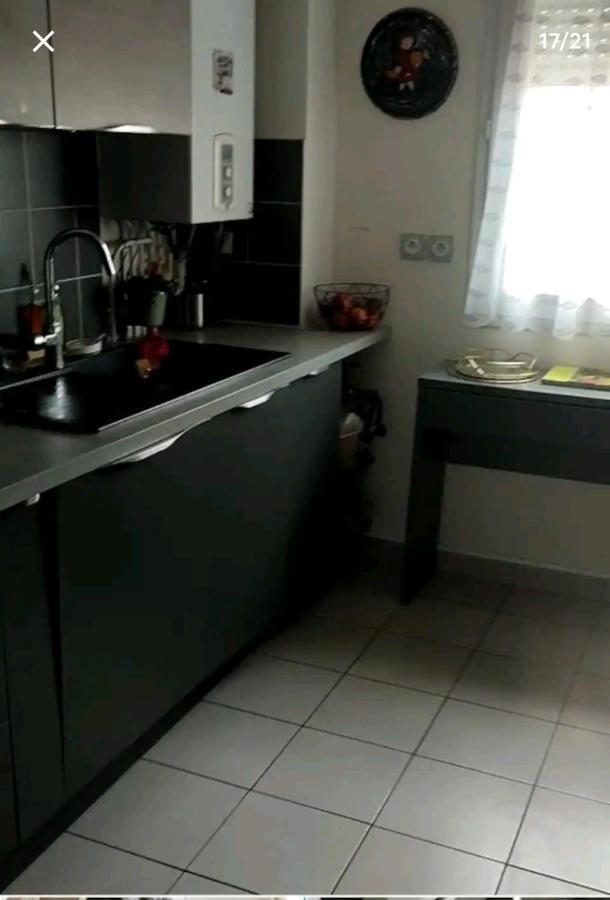 Logement A Cote De L'Aeroport Orly Athis-Mons Exterior photo